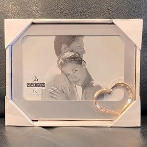 Picture Frame With Heart